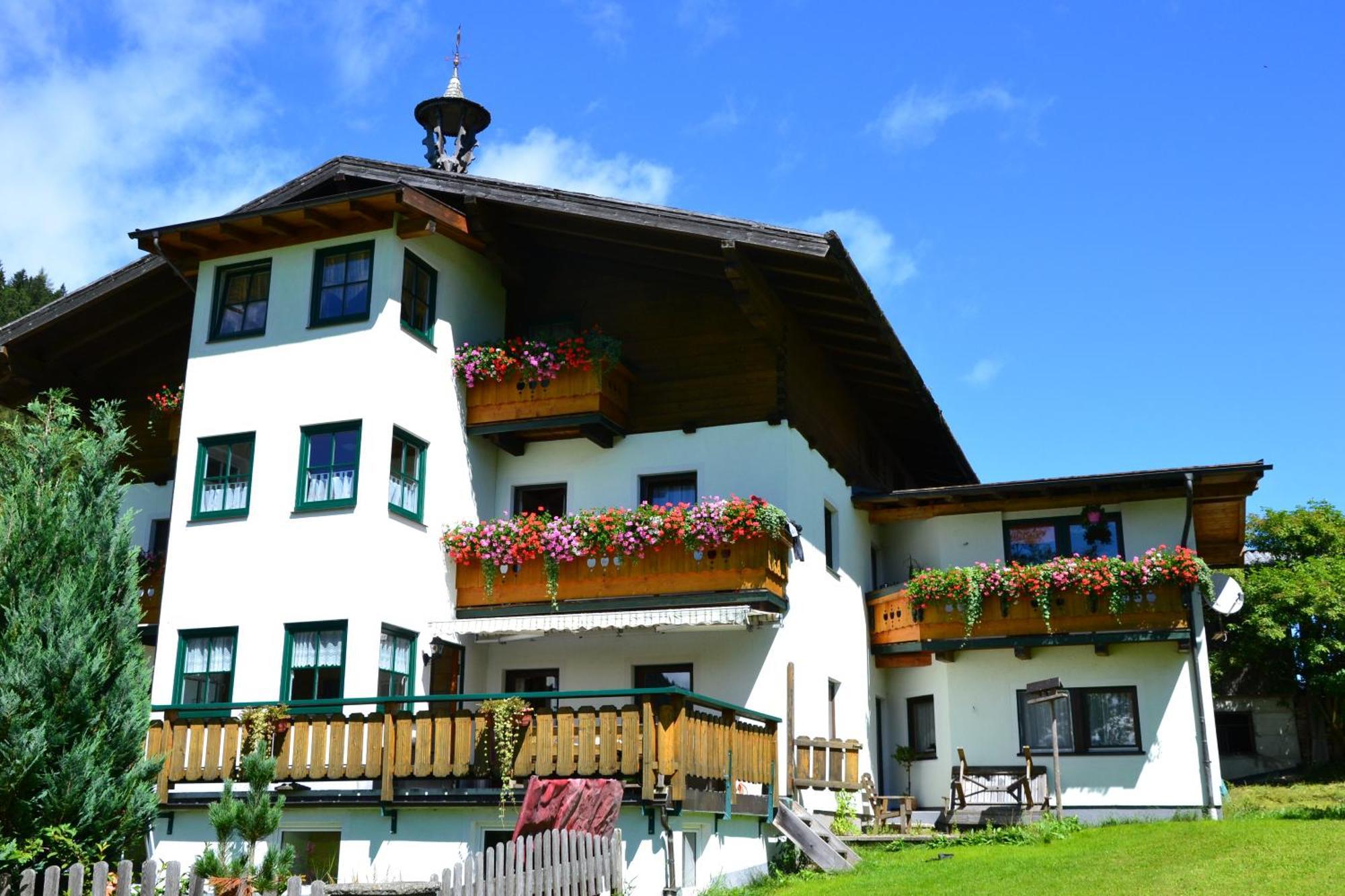 Schnoellhof Bed & Breakfast Sankt Martin am Tennengebirge Bagian luar foto